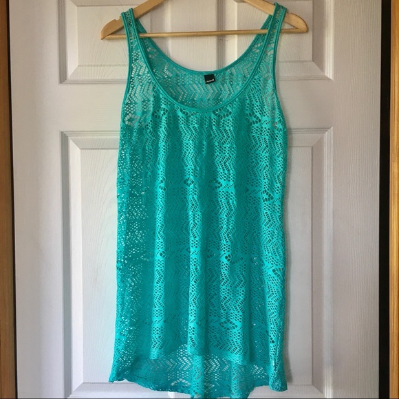 Hurley Women’s Swimsuit Coverup, Size: M - Picture 3 of 4